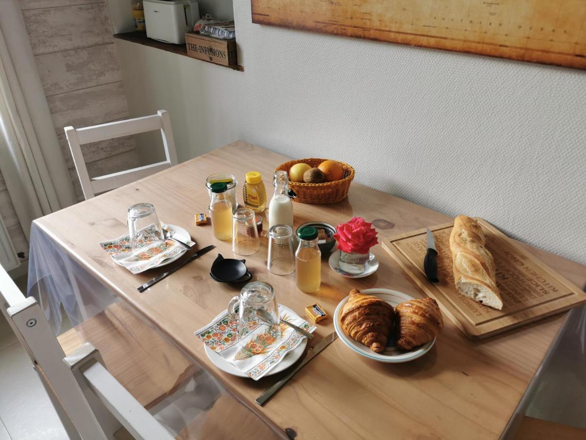 La Coticia Bed & Breakfast Coutiches ภายนอก รูปภาพ